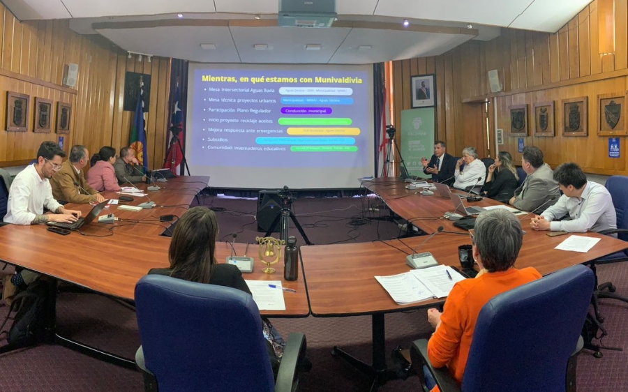 Aguas Décima expuso al Concejo Municipal desafíos conjuntos y el estado de la Planta de Aguas Servidas